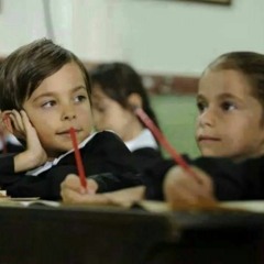 لا قيسُ ليلى يستطيع بشِعْره أن يحتويكِ, ولا يُطيقُ جريرُ! - حذيفة العرجي
