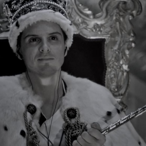 see me in a crown.