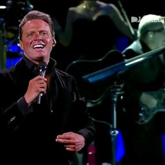 Luis Miguel ( Popurris 80' y 90')en Viña del mar 2012