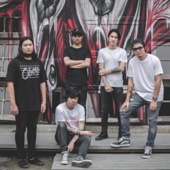 STRAY WOLVES - Runaway (LP Cover) [MIXED & MASTERED by Noom]