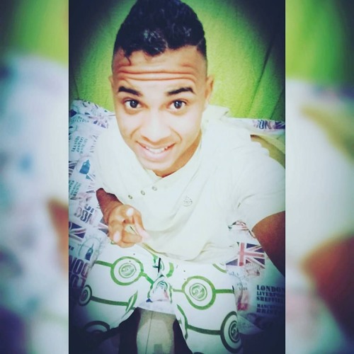 MOONTG = MAMA OLHANDO PRO PAI , CHUPA ESSA PORRA FDP -VS -DJ MAIQUINHO