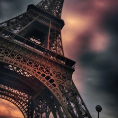Soir de Paris