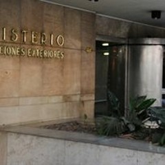 Justicia resolvió catalogar como “secretos” por 15 años gastos de Cancillería en embajadas
