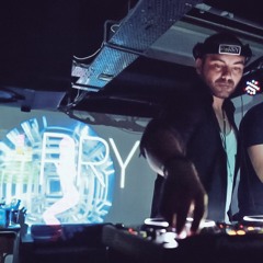 Heartless (Parry Invictus Vocal Mix) - Nick Curly, Olivier Giacomoto, Los Paranos