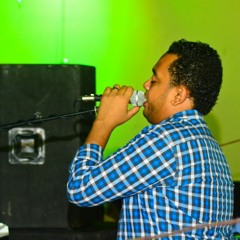 سنين مع قسوة الأيام الفنان أحمدحمدى.MP3