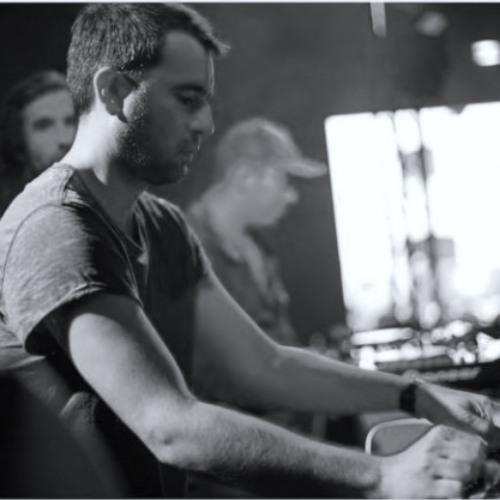Solid Shape Mix 002 : Dawad