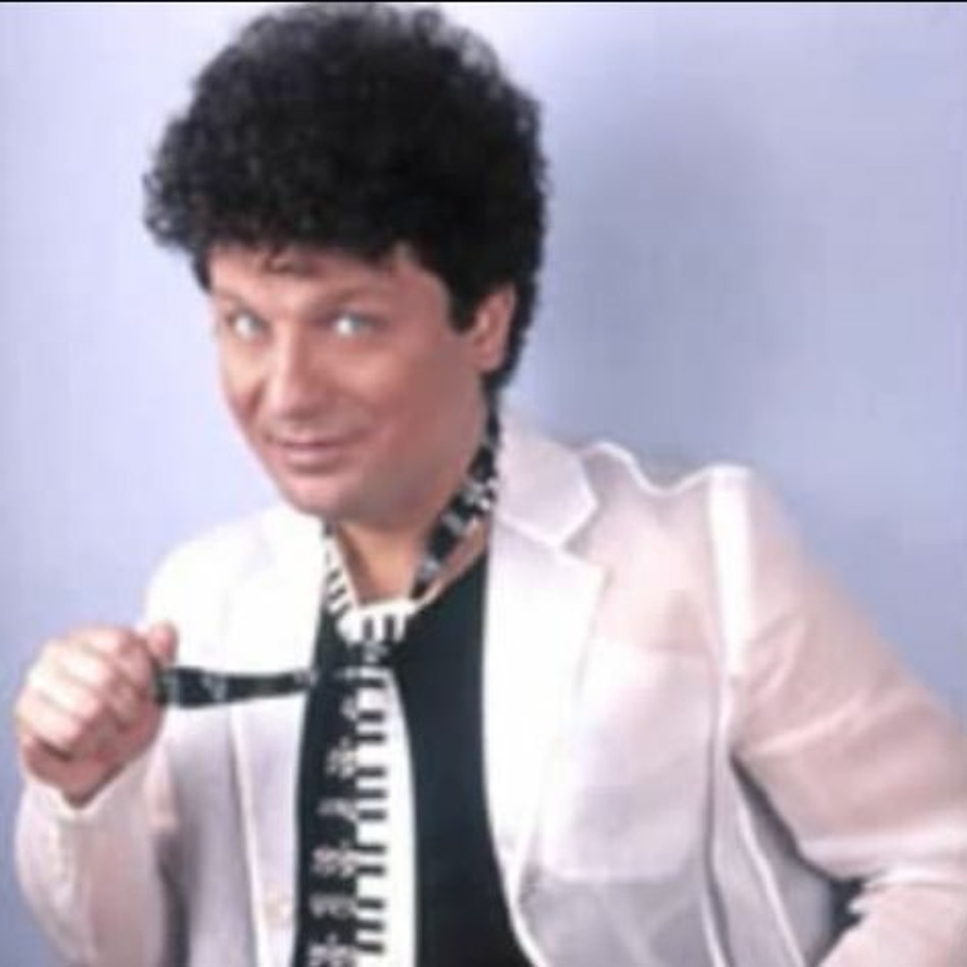 Исполнители песни что было то было. Солист группы земляне 1983 трава у дома. Исполнители песни что было то было. Исполнители песни что было то было. Исполнители песни что было то было.