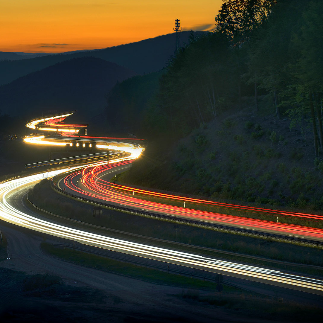 Stream Traffic Sounds White Noise (75 Minutes) by Relaxing White