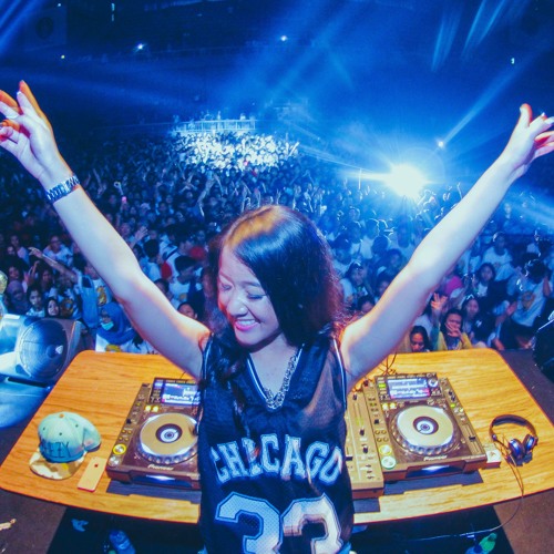 MAYMUNAH DI POTONG AISYAH PART II FUNKY STYLE BY DJ BREND REMIXER 2K18