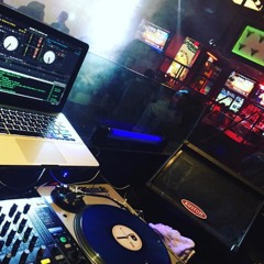 HOT 97.5  FRIDAY MIX SHOW - (DJ SHEEPXWOLF LIVE )