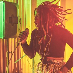 Italee Watson & Tadiman - LIVE Session