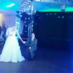 جميله وضحكتك حلوه