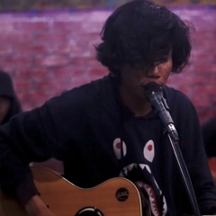 Bunga dan Tembok - Merah Bercerita (cover Musikawan #Live)