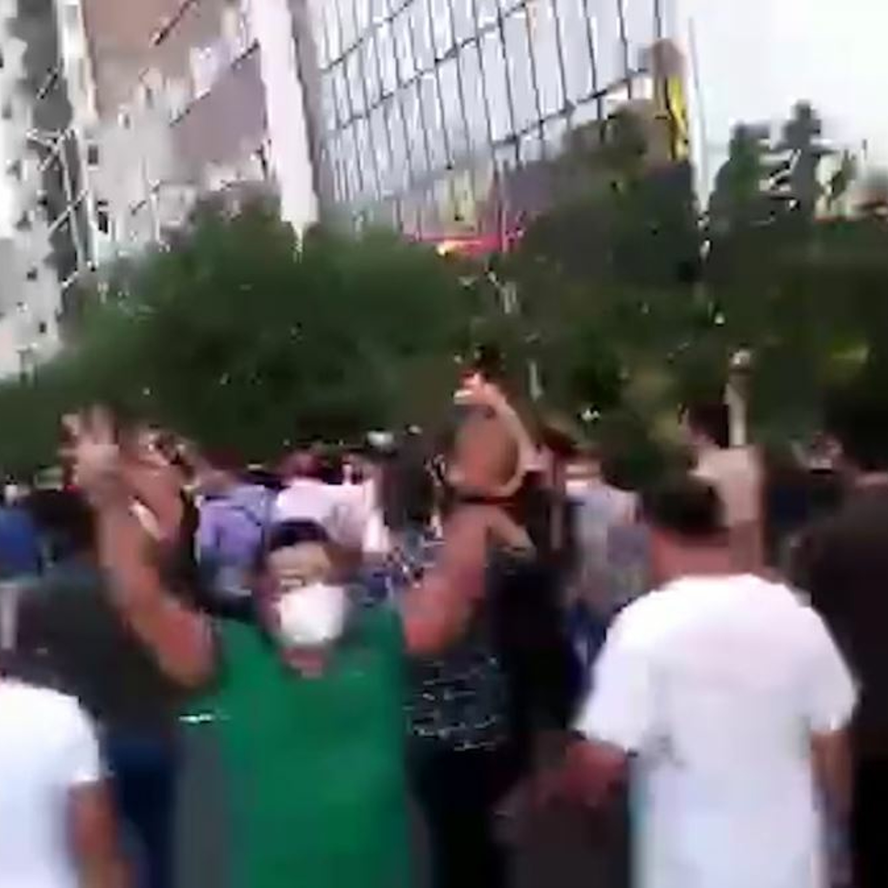 ساعت ششم - بخت آن فریادهای بلند