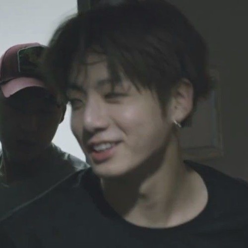 Jungkook - Paper hearts (in an empty arena)