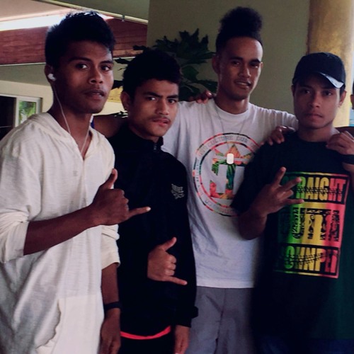 🤔Roger kajjikz Lainos😍-🌺I Still haven't Found what I'm looking for🌷