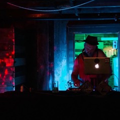 Captain EZ - The Vibe Conductor LIVE - 8.4.18 - Part A