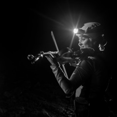 Gotas de agua, sonidos  y violines de Marcela Guerra en La Caverna el Portal de Los Cerros.