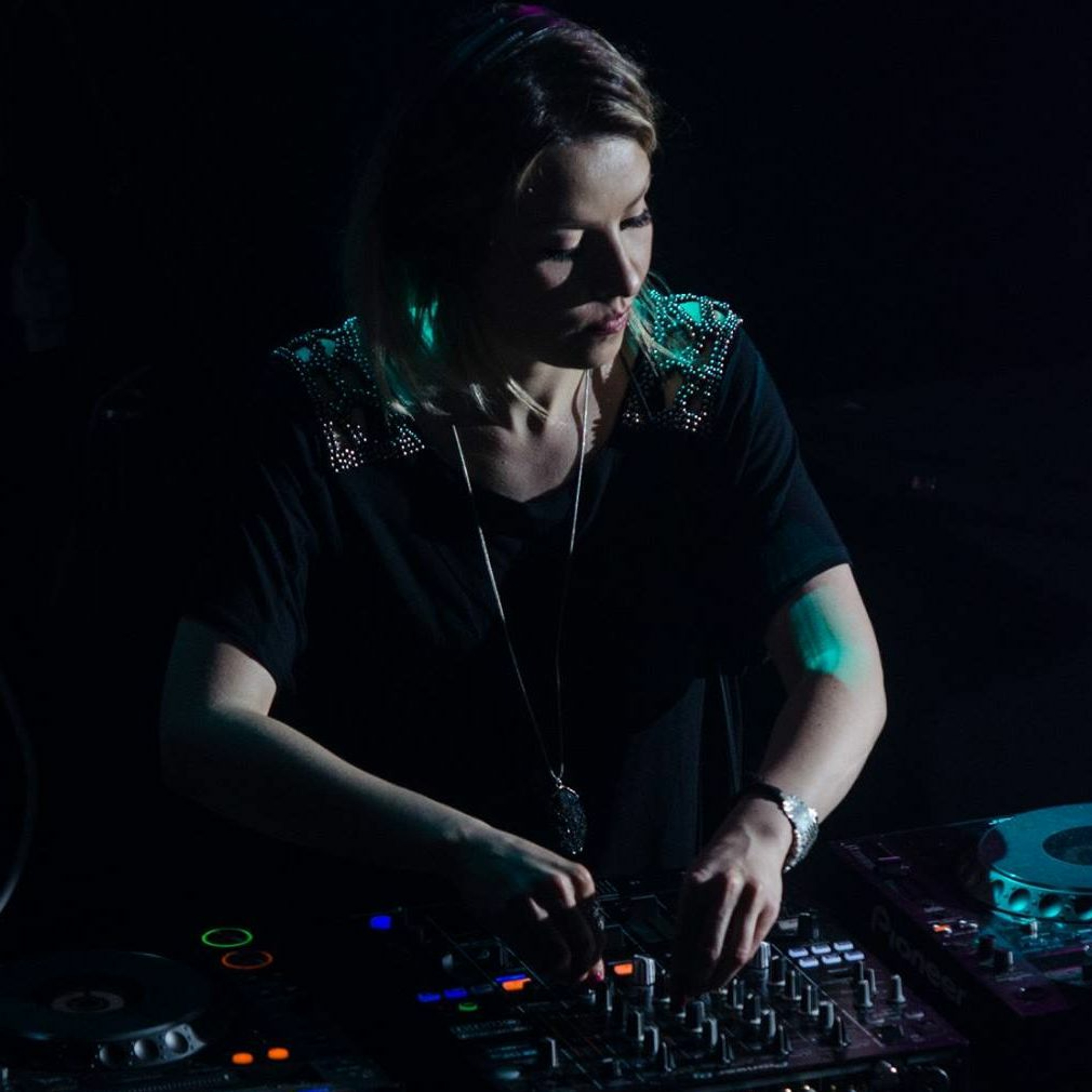 Dj Candy Cox