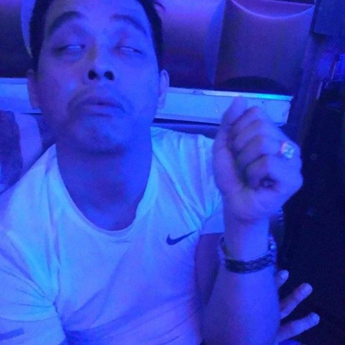 Fly High - Nhà Em Có Bán Xì Ke Không? - VuKem2K Mix 2018