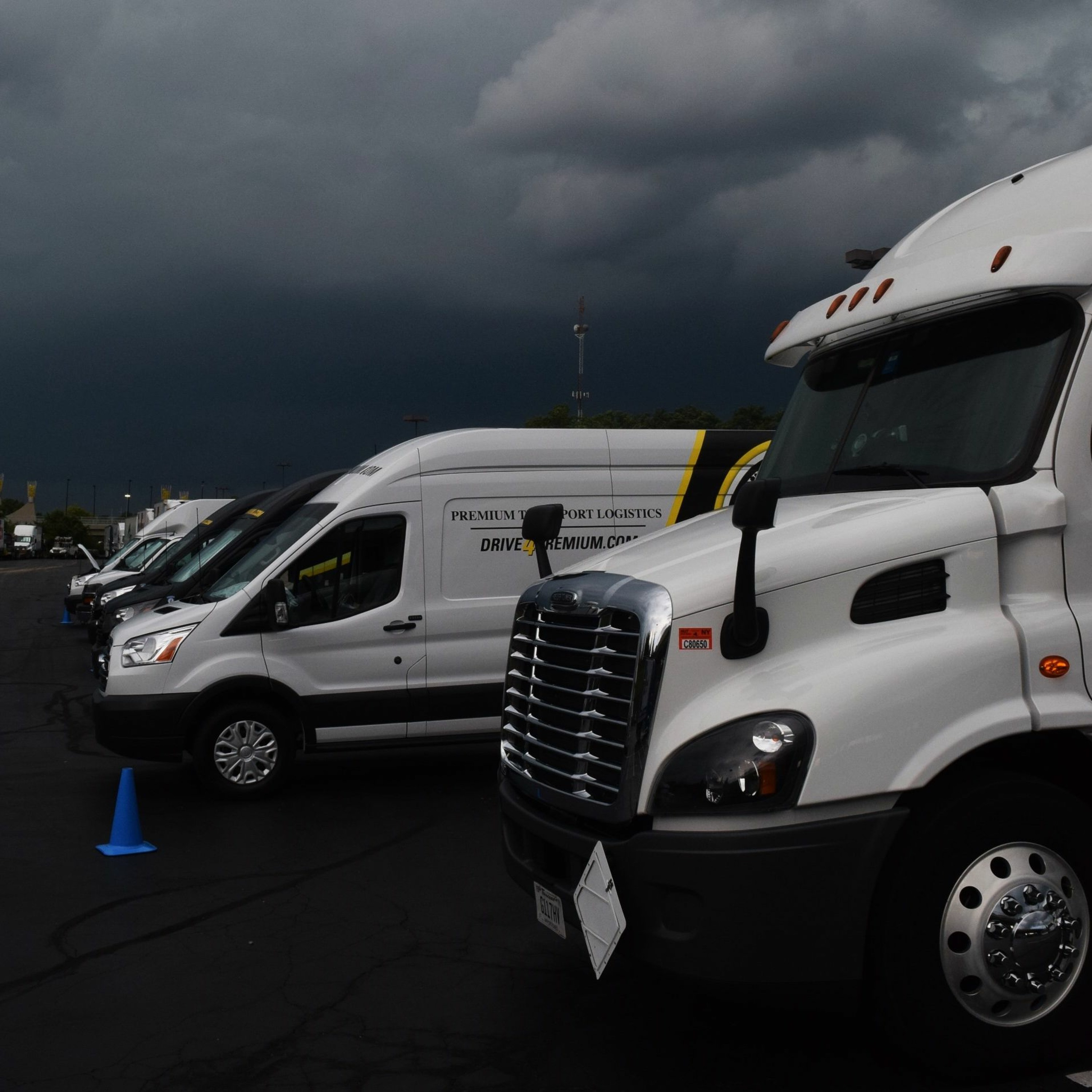 Expedited conversations before the storm: Operator Nancy Hudson, Eric Escobar's small fleet thumbnail