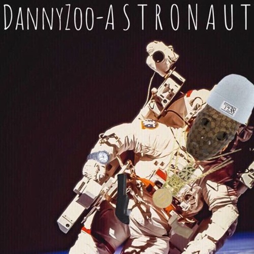 speaker bangerz astronaut