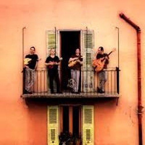 Ça Swing Au Balkon !