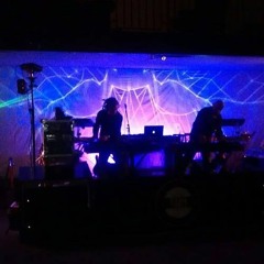 Machine by "INFERNAL MACHINES"   ft.  Suckafish on guitars  ( official bootleg version )