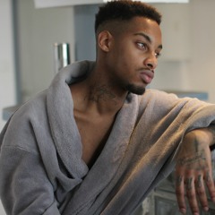 Le Huss ft Huachito - Jamais la meme