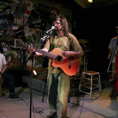 Qui Est In, Qui Est Out(live)