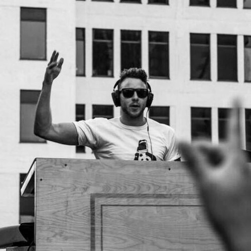 Adam Ellis Live from Seven Rooftop, Minneapolis