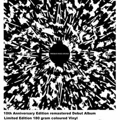The Blue Angel Lounge - 01 - Looming Solid Massive Steamer