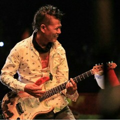 Happiness Feat Tony Q Rastafara - Negaraku Bisa Gawat.mp3