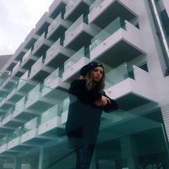 Dummy Mix 513 // Anna Wall