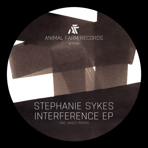 Premiere: Stephanie Sykes - On The Other Side