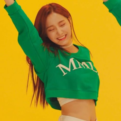 bboom bboom chill - MOMOLAND / SNUPER
