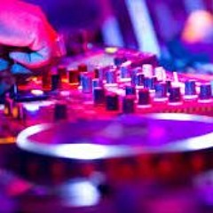 Lee Currell Club Mix Summer 2018 (Vol 18)