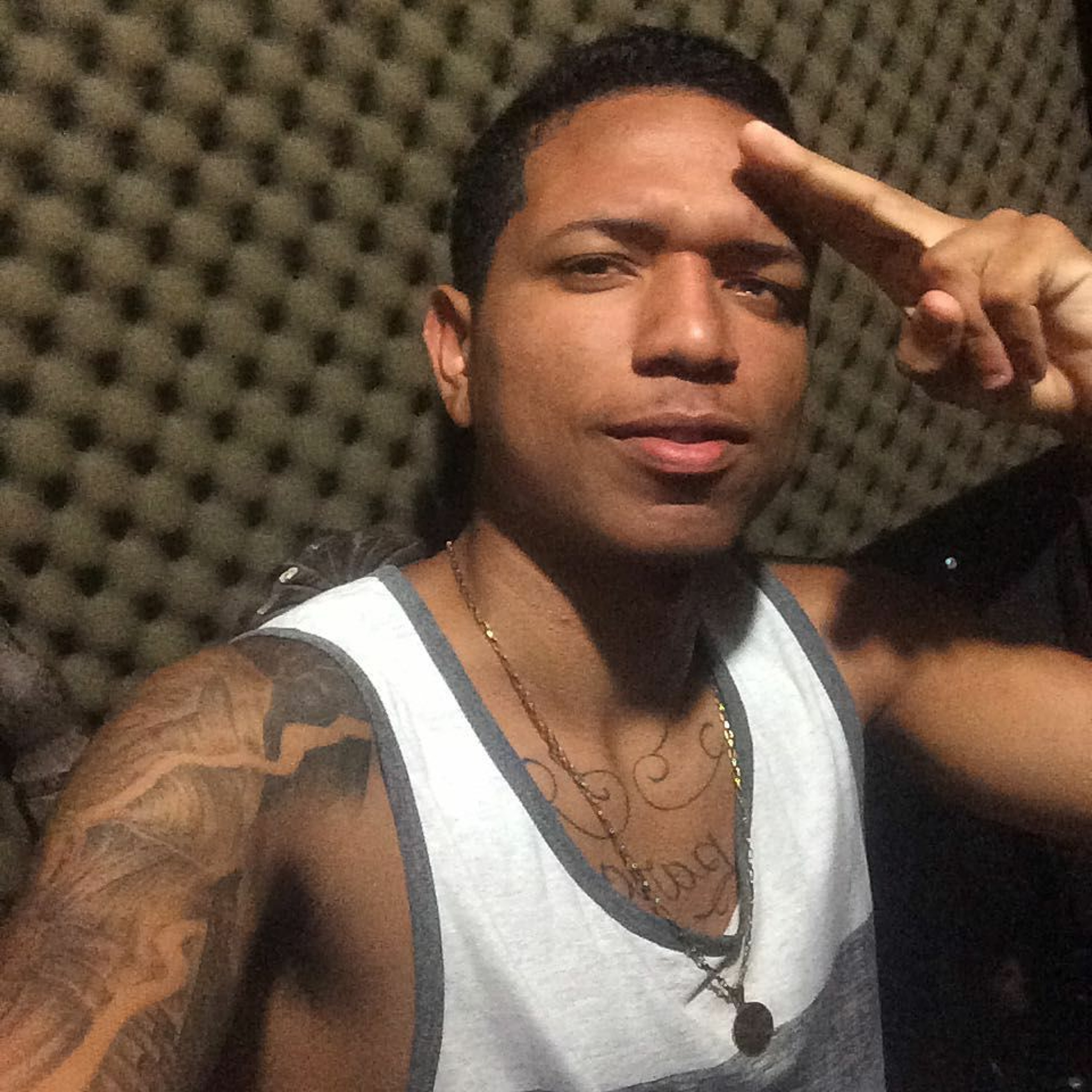 MC NAEL OFC