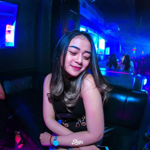 The Axana Hotel Padang | Breakbeat Surrender 2017 W2k16