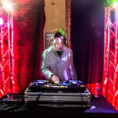 Trapziphone (Original Mix)