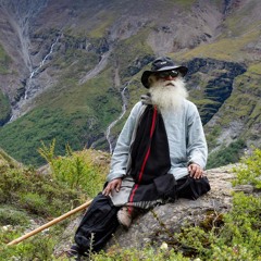 Mountain Lust - Sadhguru Spot of Aug 23, 2018