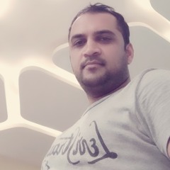 Ap k Pyar mai hum sanwarnay lagay