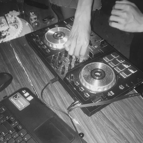 Nostop Vinahouse - Bùa Ngành by DJ PhuCuong 75Huecity