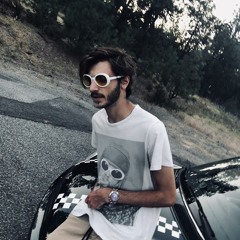 iced out fangz (prod. youngkimj)