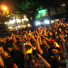 Mc RF3 & Mc Gomes BH - Aqui Na Favela (DJ MOURINHA)
