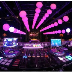 ENGANCHADO CUMBIA  PRESENTACION