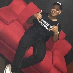 MT- DEIXA EU PASSAR A PONTA DO BICO [ DJ LC DO TB] MC'S ROGÊ E THEUZYN