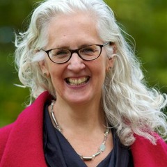 How does Bath Spa University equip its students with creative media skills?