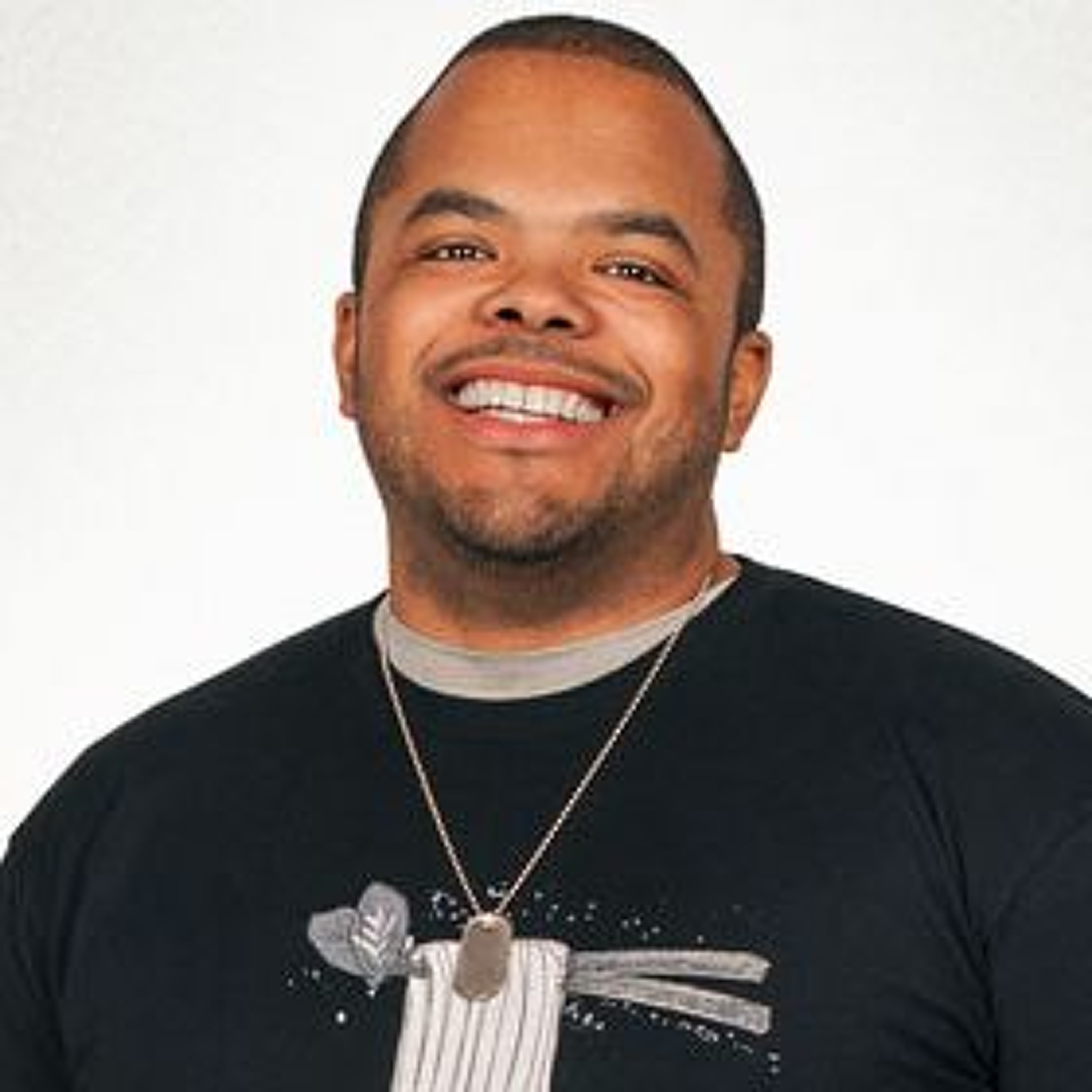 1043 Fresh Radio