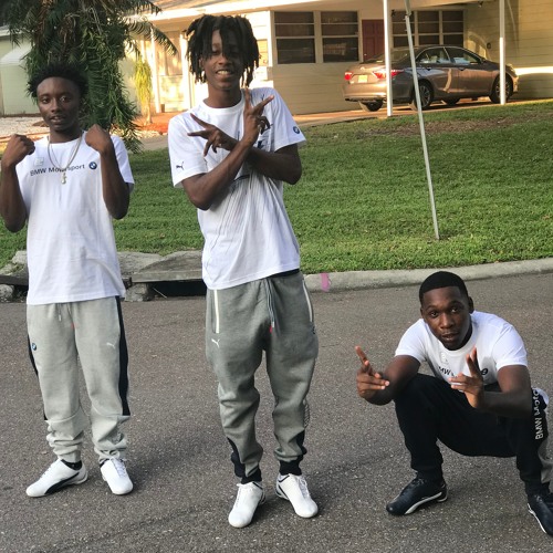 OneWayySpankk Ft Abreezy and Quezzzy - Bounce Out Remix